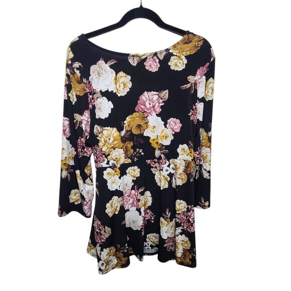 Torrid Womens Plus 2X 18/20 Black Floral Knit Wrap Peplum Top Shirt Fairy Grunge - Picture 8 of 13